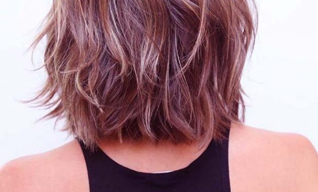 Medium Short Hairstyles with Layers Back View
