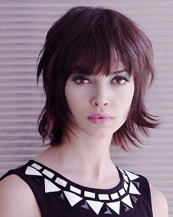 Medium Short Hairstyles With Layers And Bangs