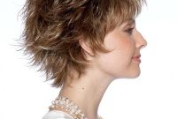 Short Flippy Hairstyles for Round Face and Fine Hair
