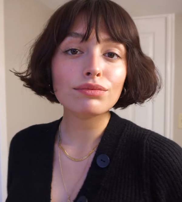 Short Hairstyles for Women with Bangs