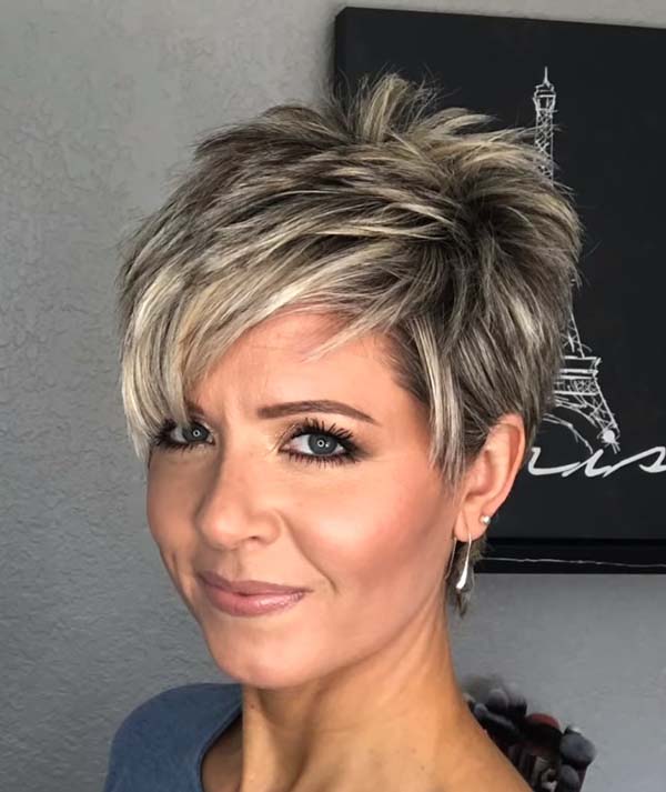 Short Layered Hairstyles With Bangs 2020