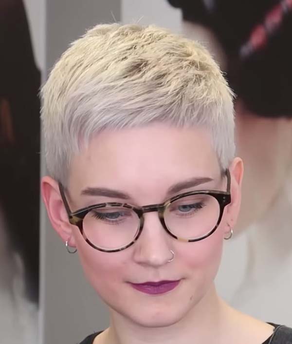 Super Short Pixie Hairstyles For Women With Thin Hair