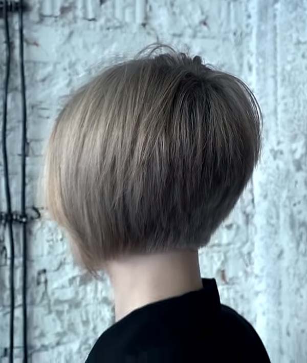 Very Short Inverted Bob Hairstyles With Layers