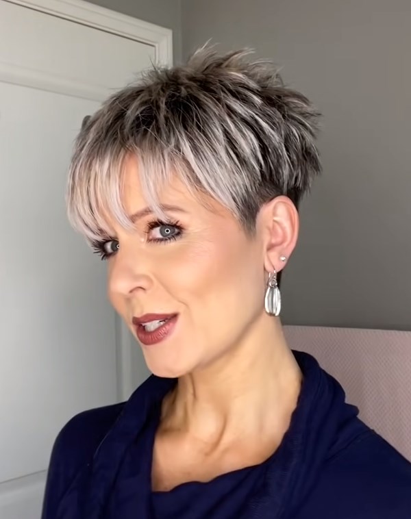 Easy Short Pixie Hairstyles With Bangs