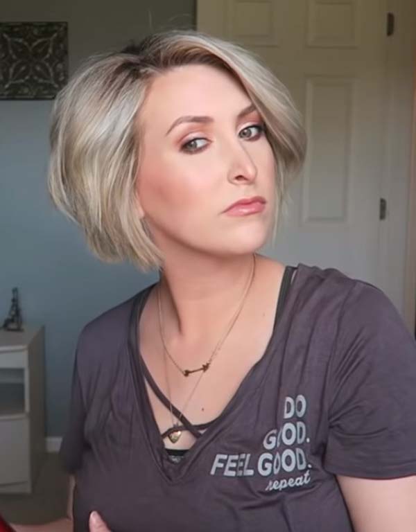 Short Bob Hairstyles With Layers For Thick Hair